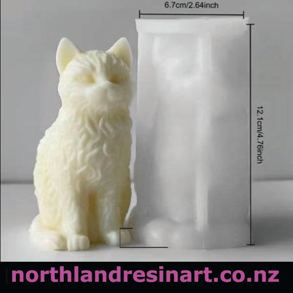 Cat-shaped resin mold with dimensions and a packaging box on a gray background, featuring the brand 'northlandresinart.co.